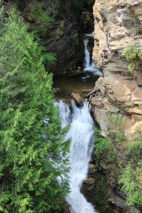 MyrtleCreekFallsComp _4560